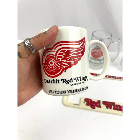 VTG Detroit Red Wings Snapback Hat License Plate Mugs Cups NHL Rare 1990s Hockey - Picture 3 of 13